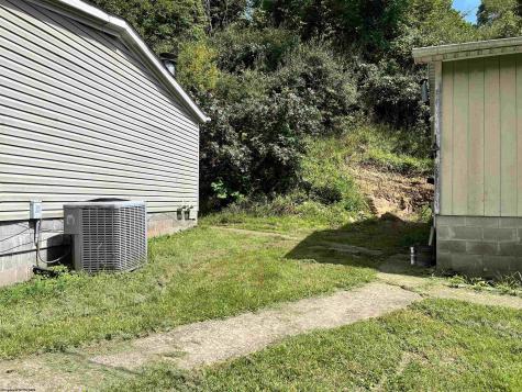 5970 Copley Road Weston WV 26452
