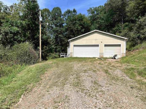 5970 Copley Road Weston WV 26452