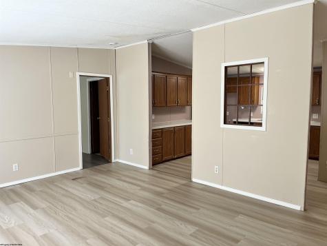 5970 Copley Road Weston WV 26452