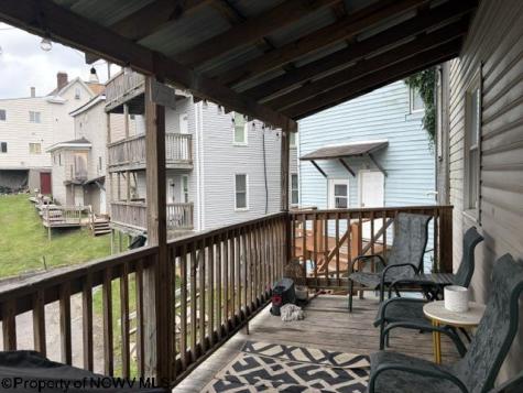 483 Dallas Street Morgantown WV 26505