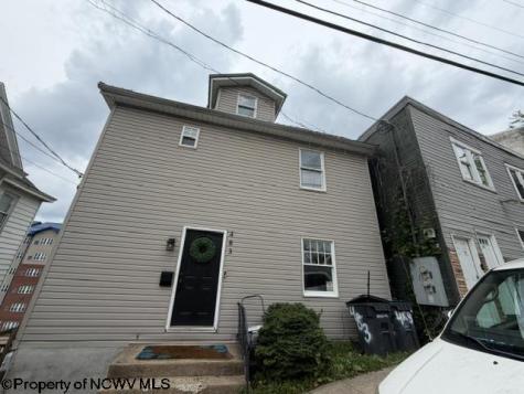 483 Dallas Street Morgantown WV 26505