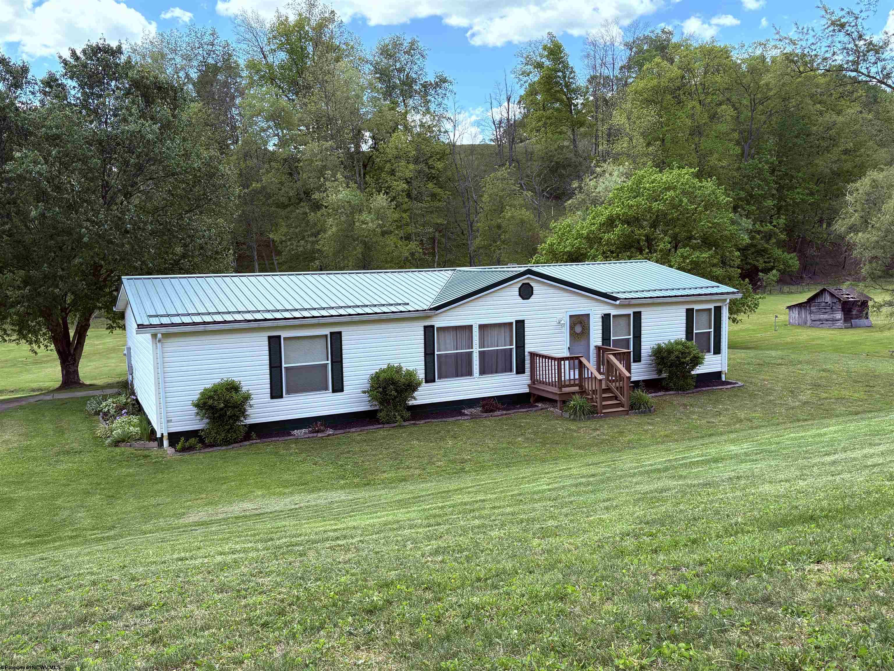 83 Churchville Road Camden WV 26338