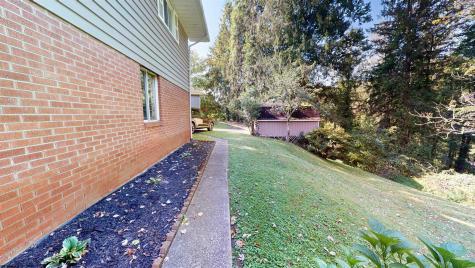 6 Cacapon Circle Fairmont WV 26554