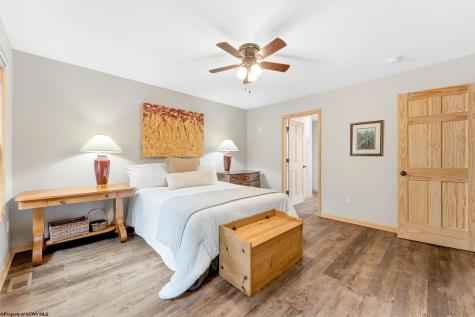 70 Goldfinch Lane Terra Alta WV 26764