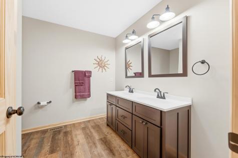 70 Goldfinch Lane Terra Alta WV 26764