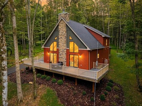 70 Goldfinch Lane Terra Alta WV 26764
