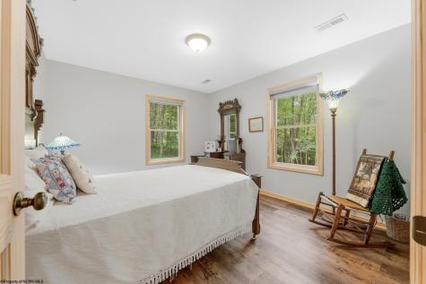 70 Goldfinch Lane Terra Alta WV 26764