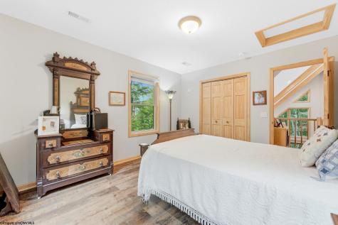 70 Goldfinch Lane Terra Alta WV 26764