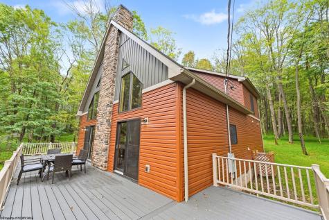 70 Goldfinch Lane Terra Alta WV 26764
