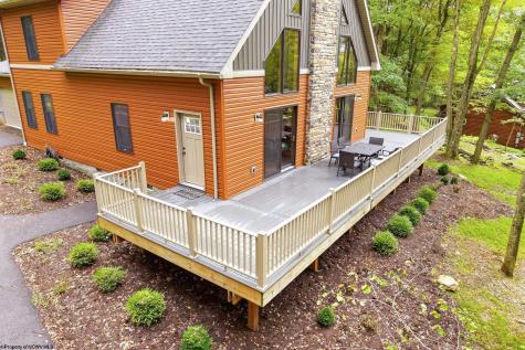 70 Goldfinch Lane Terra Alta WV 26764