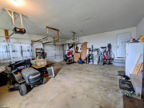 286 Eastgate Drive Morgantown WV 26508-5939