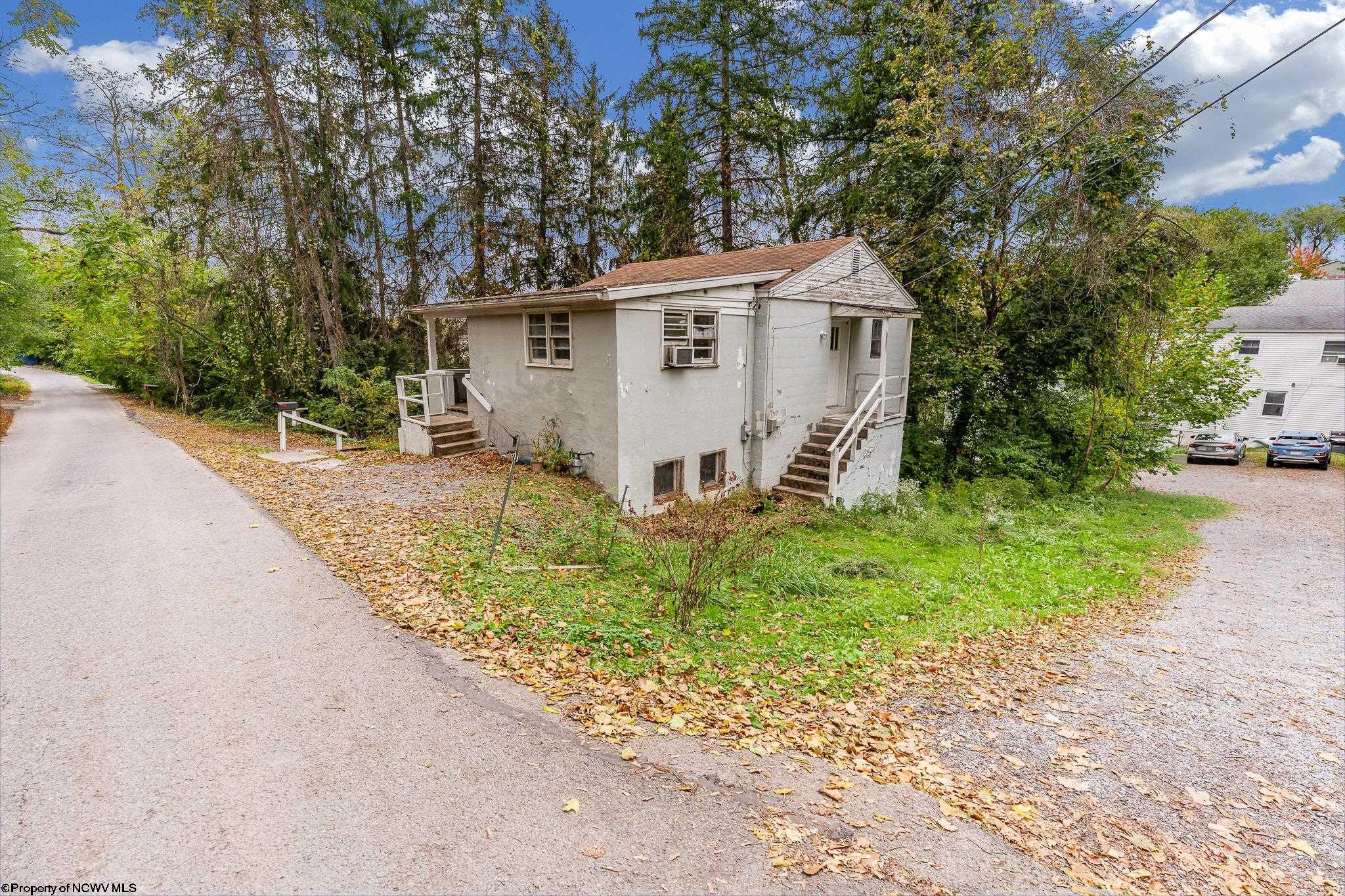 225 Waverly Street Morgantown WV 26505