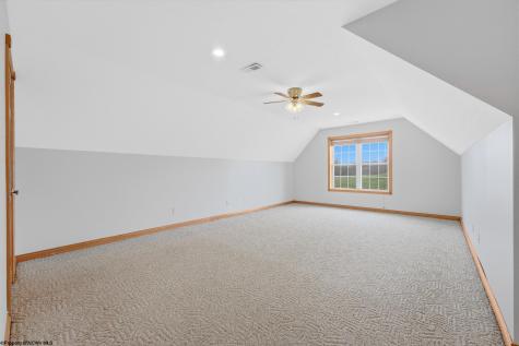 408 Platinum Point Morgantown WV 26508