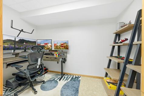 408 Platinum Point Morgantown WV 26508