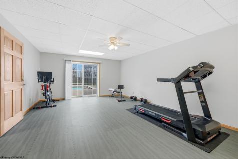 408 Platinum Point Morgantown WV 26508