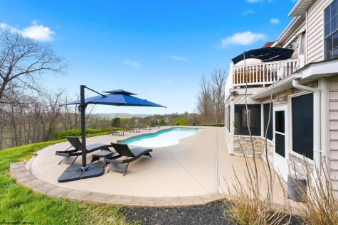 408 Platinum Point Morgantown WV 26508
