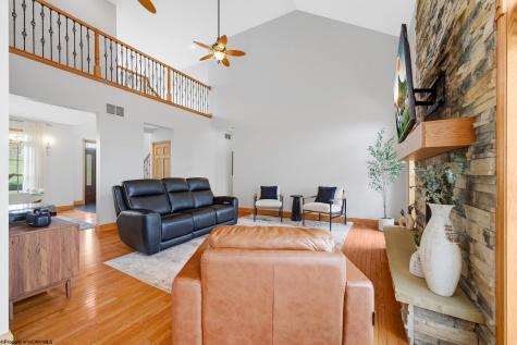 408 Platinum Point Morgantown WV 26508