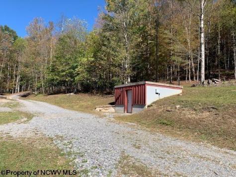 953 Tygart Junction Road Philippi WV 26416