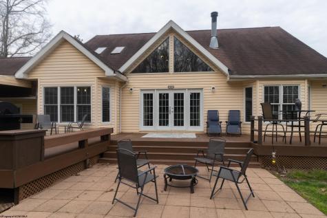 79 Whispering Pine Lane Bridgeport WV 26330