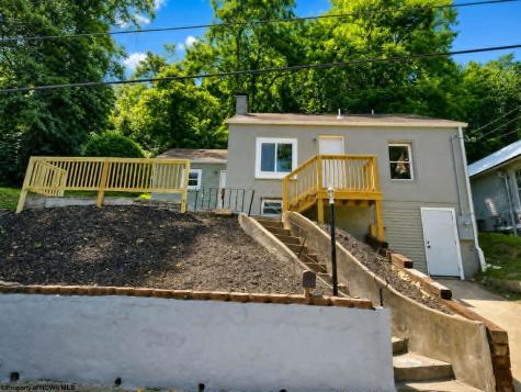 458 Ben Street Clarksburg WV 26301