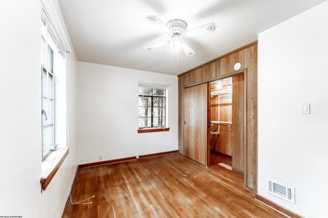 1135 Sunset Drive Fairmont WV 26554