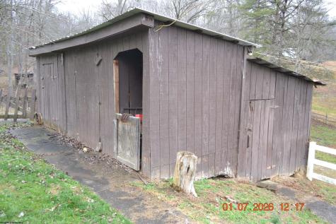 94 Dogwood Trail Napier WV 26631-7050