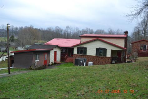 94 Dogwood Trail Napier WV 26631-7050