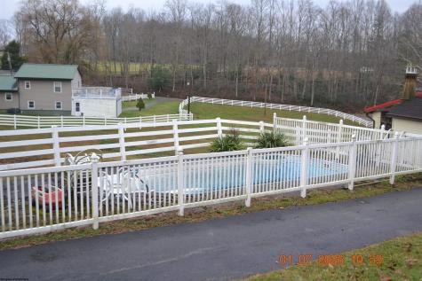 94 Dogwood Trail Napier WV 26631-7050