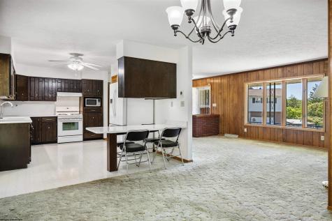 1354 Pineview Drive Morgantown WV 26505