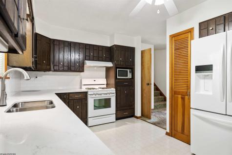 1354 Pineview Drive Morgantown WV 26505