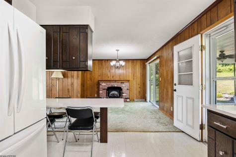 1354 Pineview Drive Morgantown WV 26505