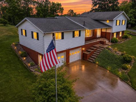 1354 Pineview Drive Morgantown WV 26505