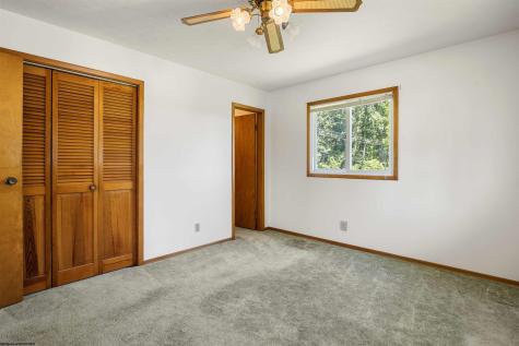 1354 Pineview Drive Morgantown WV 26505