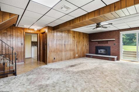 1354 Pineview Drive Morgantown WV 26505