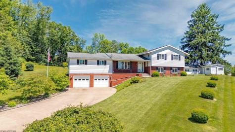 1354 Pineview Drive Morgantown WV 26505