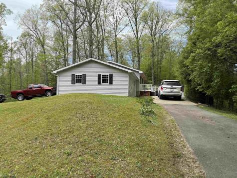 534 Teaberry Hills Lane Elkins WV 26241