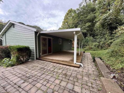 106 Elizabeth Circle Kingwood WV 26537