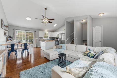 426 Oakmont Court Maidsville WV 26541