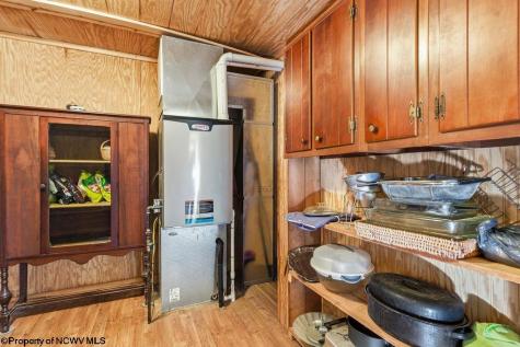 7339 Mcelroy Creek Road West Union WV 26456