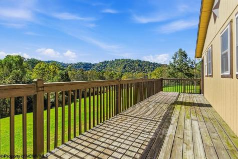 7339 Mcelroy Creek Road West Union WV 26456