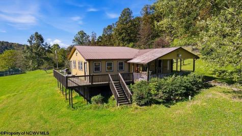7339 Mcelroy Creek Road West Union WV 26456