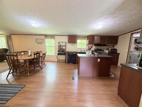 4900 Grafton Road Independence WV 26374