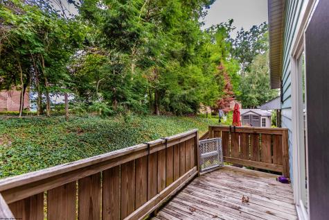 1340 Cherry Lane Morgantown WV 26505