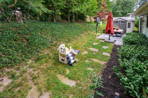 1340 Cherry Lane Morgantown WV 26505