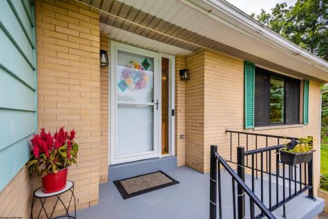 1340 Cherry Lane Morgantown WV 26505