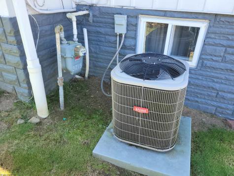 376 Simpson Street Clarksburg WV 26301-0000