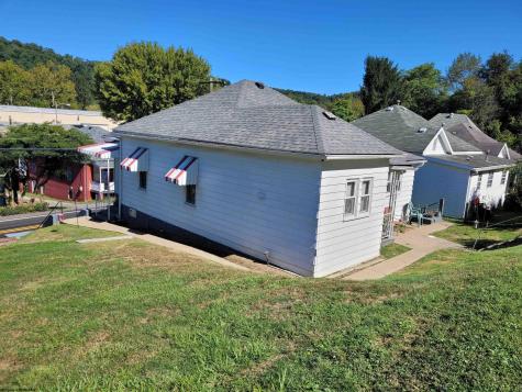 376 Simpson Street Clarksburg WV 26301-0000