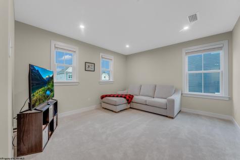 207 Norwood Court Morgantown WV 26508
