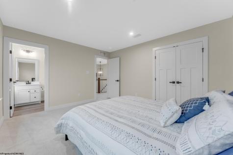 207 Norwood Court Morgantown WV 26508