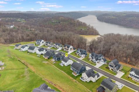 207 Norwood Court Morgantown WV 26508